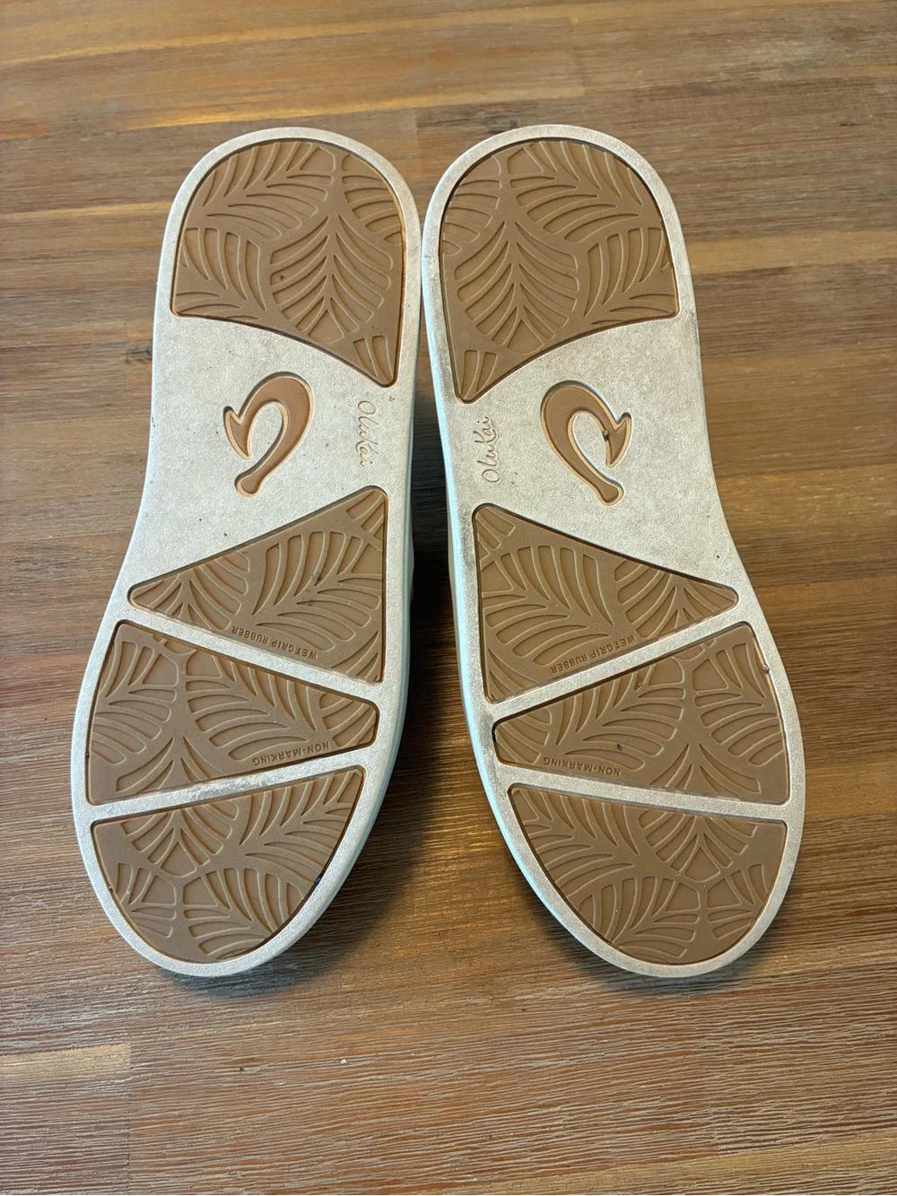 OluKai Slip-On KI’IHELE Shoes